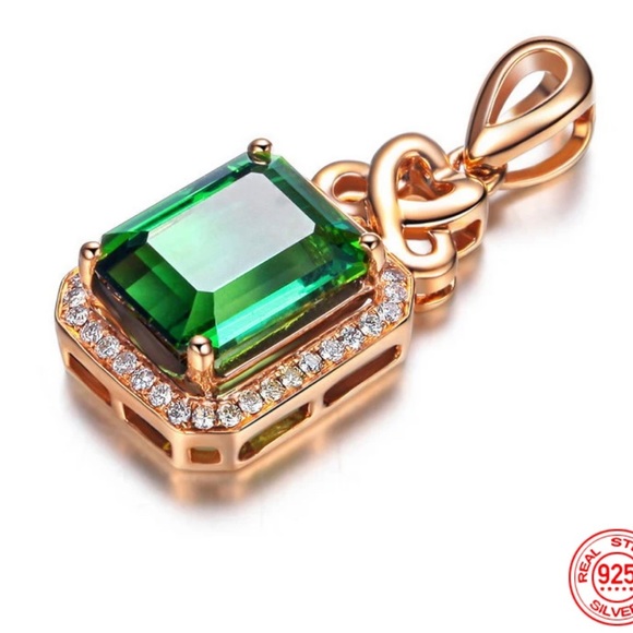 925 Sterling Silver Emerald Pendant Necklace For Women - Picture 2 of 5